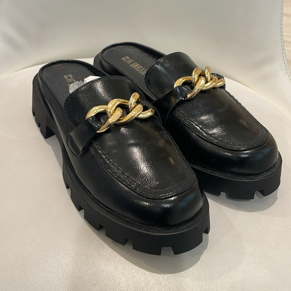 Slip on, platform Black Mules